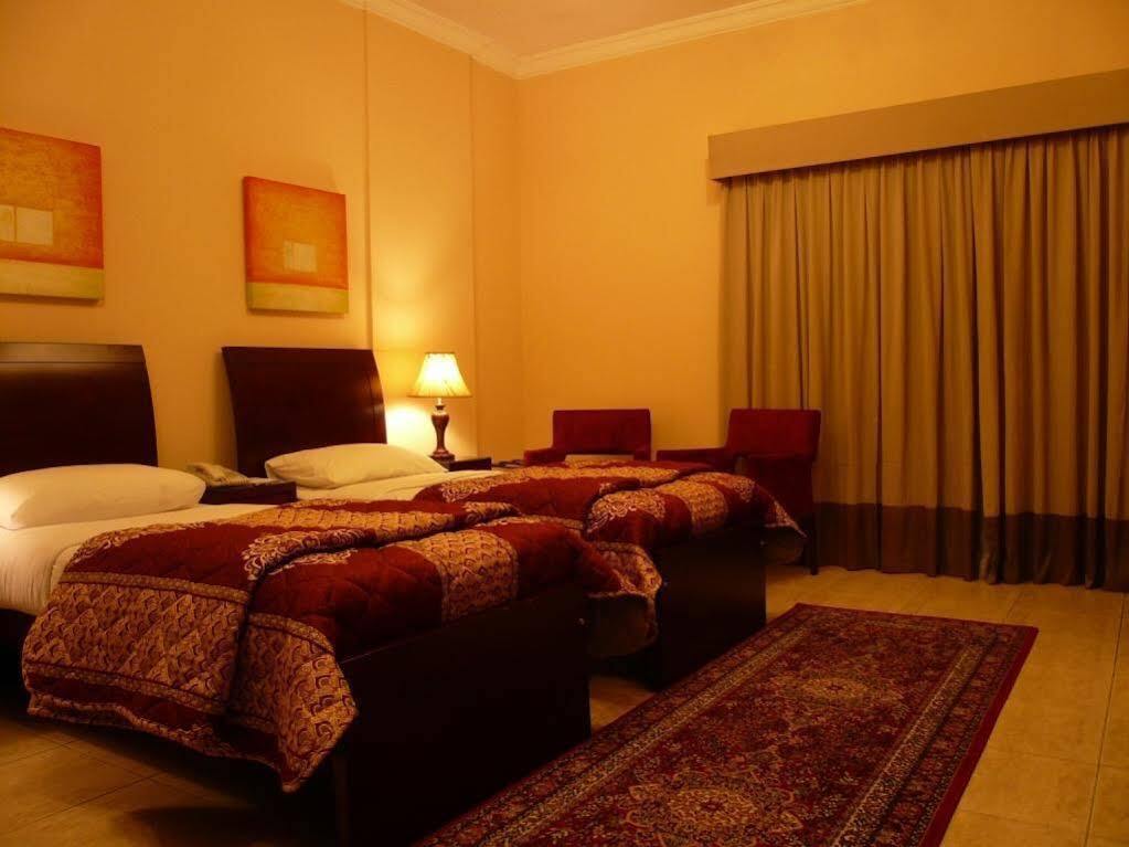Grand Pj Hotel Ra’s al-Chaima Exterior foto